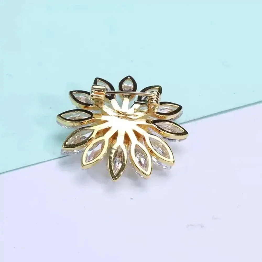 VQ Flower Brooch